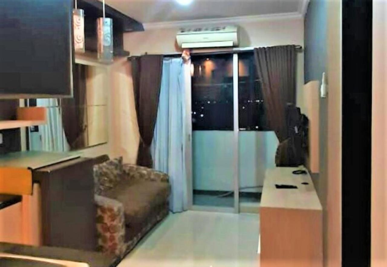 Apartment Sentra Timur By Yosua Jakarta Exterior photo